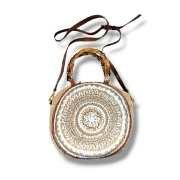 Chico’s Faux Shell Crossbody Circle Bag - Brand New with Tags NWT 10x10x3 - Picture 7 of 11